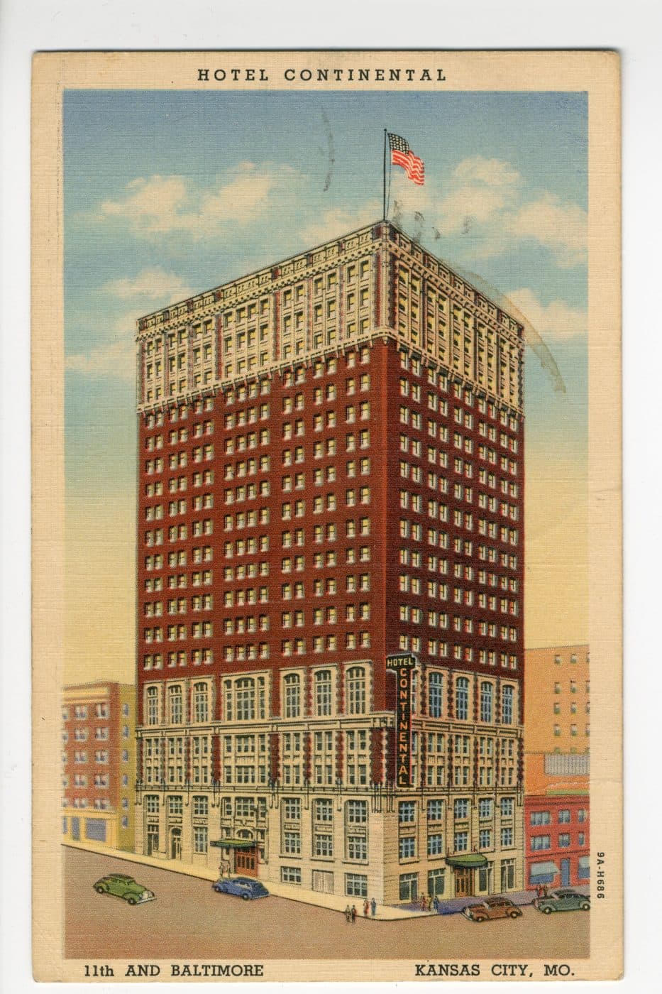 1941 postcard of the Hotel Continental at 11th and Baltimore